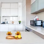 Grojecka 14a Superapart Z Balkonem Na Ochocie 아파트 바르샤바