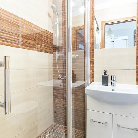 Grojecka 14a Superapart Z Balkonem Na Ochocie *